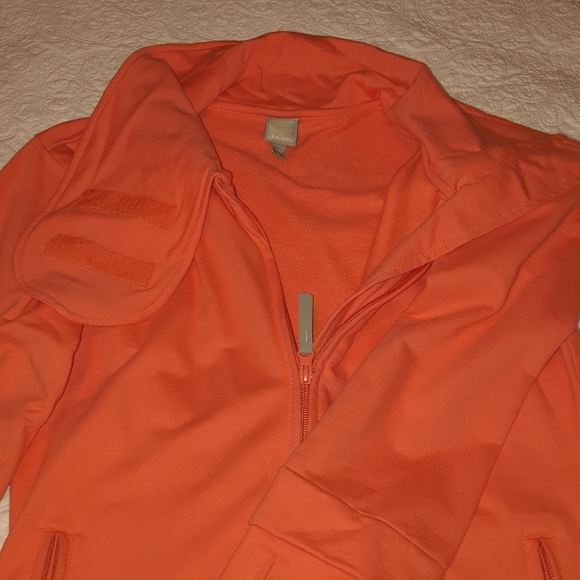 🎉BENCH Activewear sweater - Picture 3 of 3